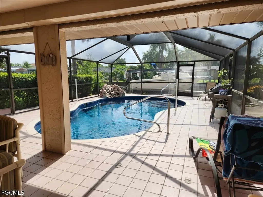 250 Alameda Avenue Fort Myers FL 33905