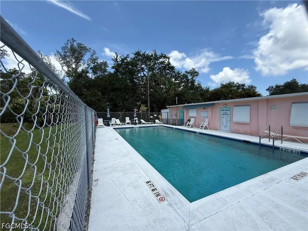 12120 Cactus Drive Fort Myers FL 33908