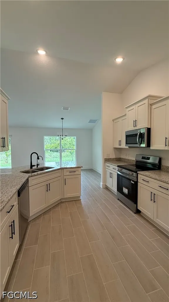 631 Windermere Drive Lehigh Acres FL 33972