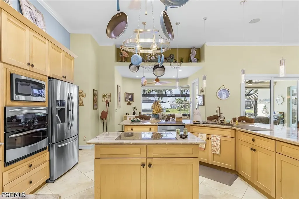3230 SW 3rd Lane Cape Coral FL 33991