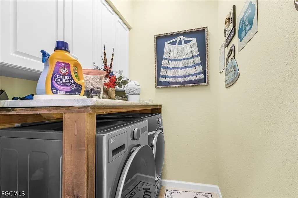 3230 SW 3rd Lane Cape Coral FL 33991