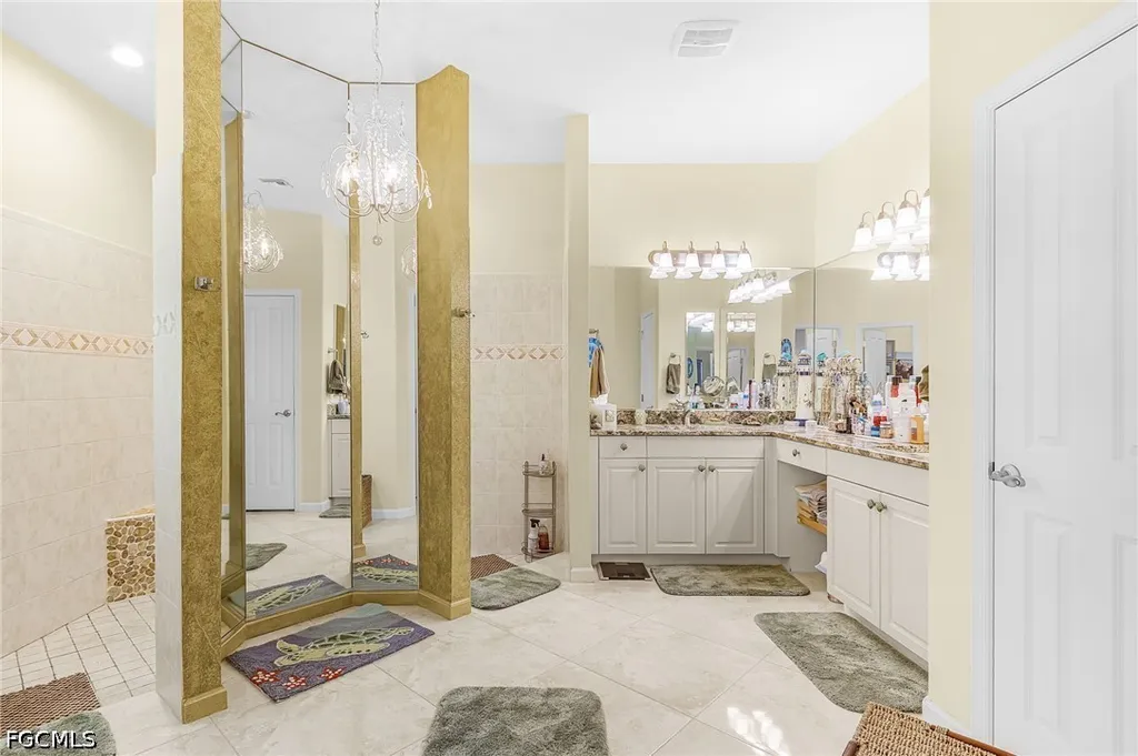 3230 SW 3rd Lane Cape Coral FL 33991