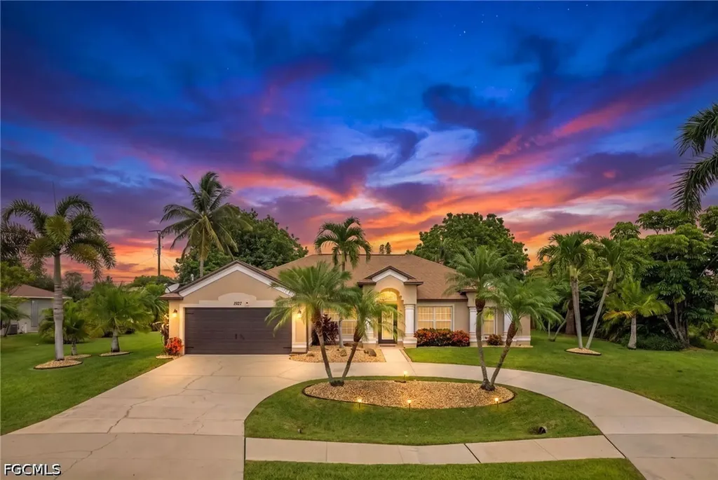 1927 Savona Parkway W Cape Coral FL 33914