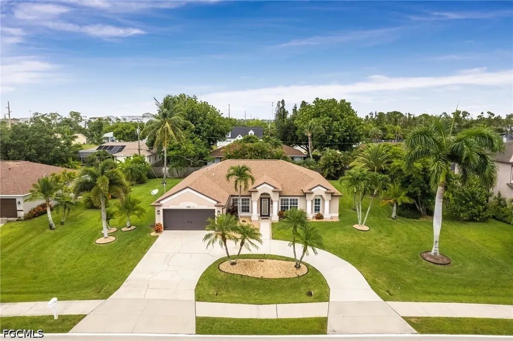 1927 Savona Parkway W Cape Coral FL 33914