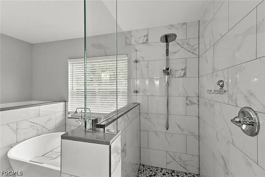 1927 Savona Parkway W Cape Coral FL 33914