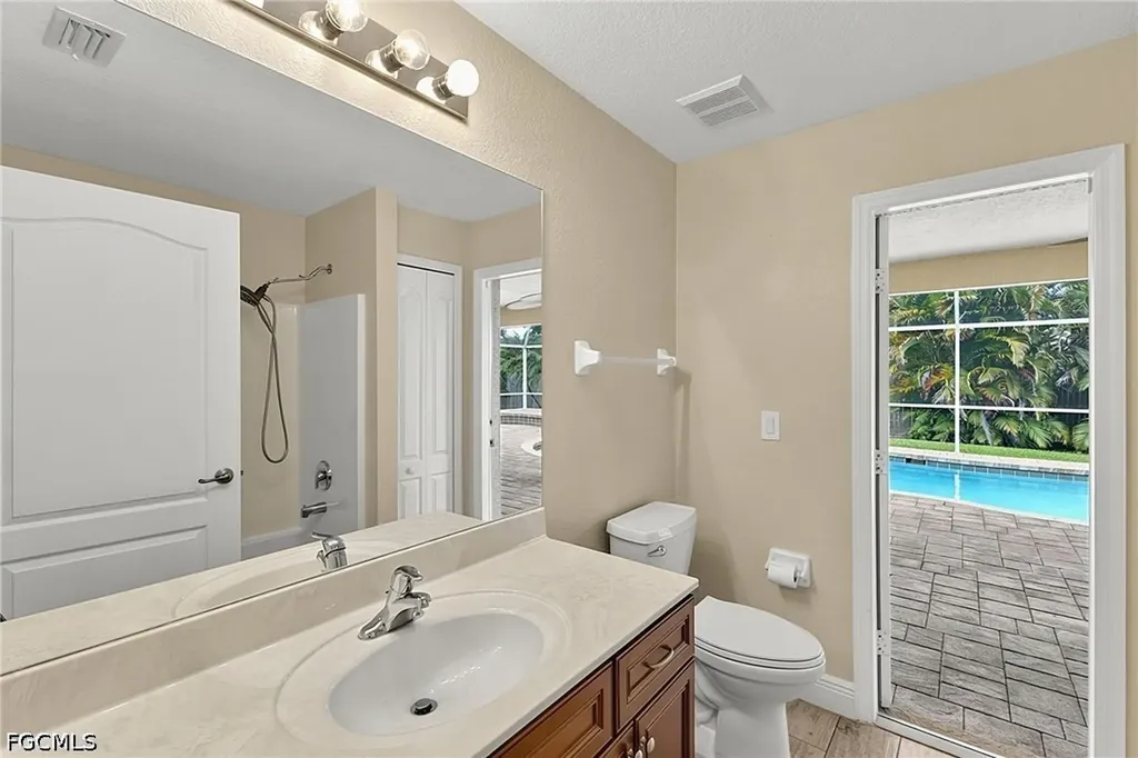 1927 Savona Parkway W Cape Coral FL 33914