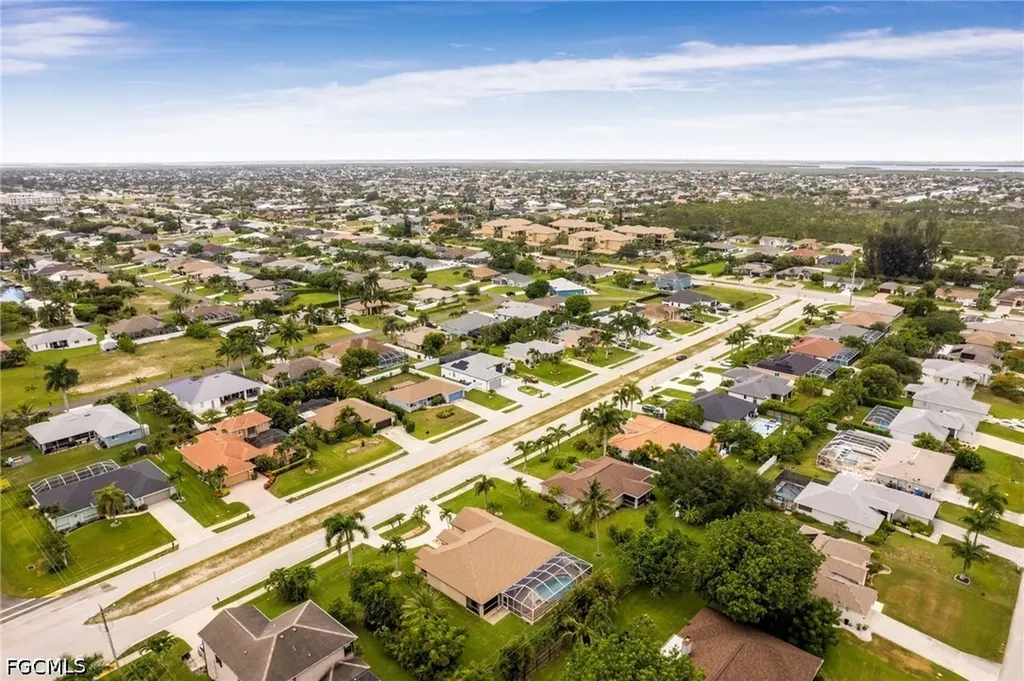 1927 Savona Parkway W Cape Coral FL 33914
