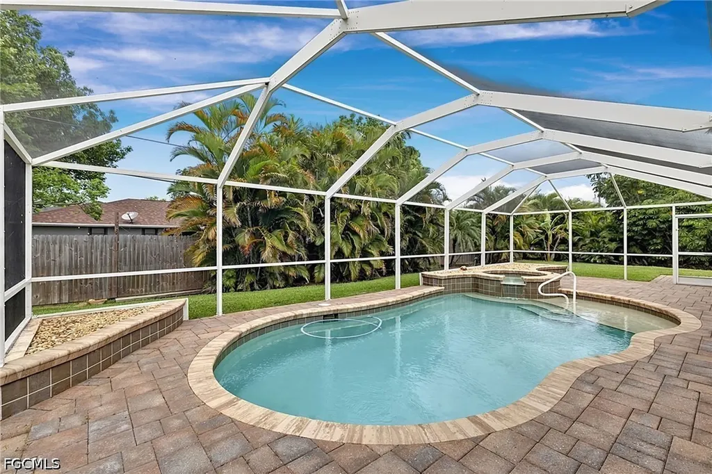 1927 Savona Parkway W Cape Coral FL 33914