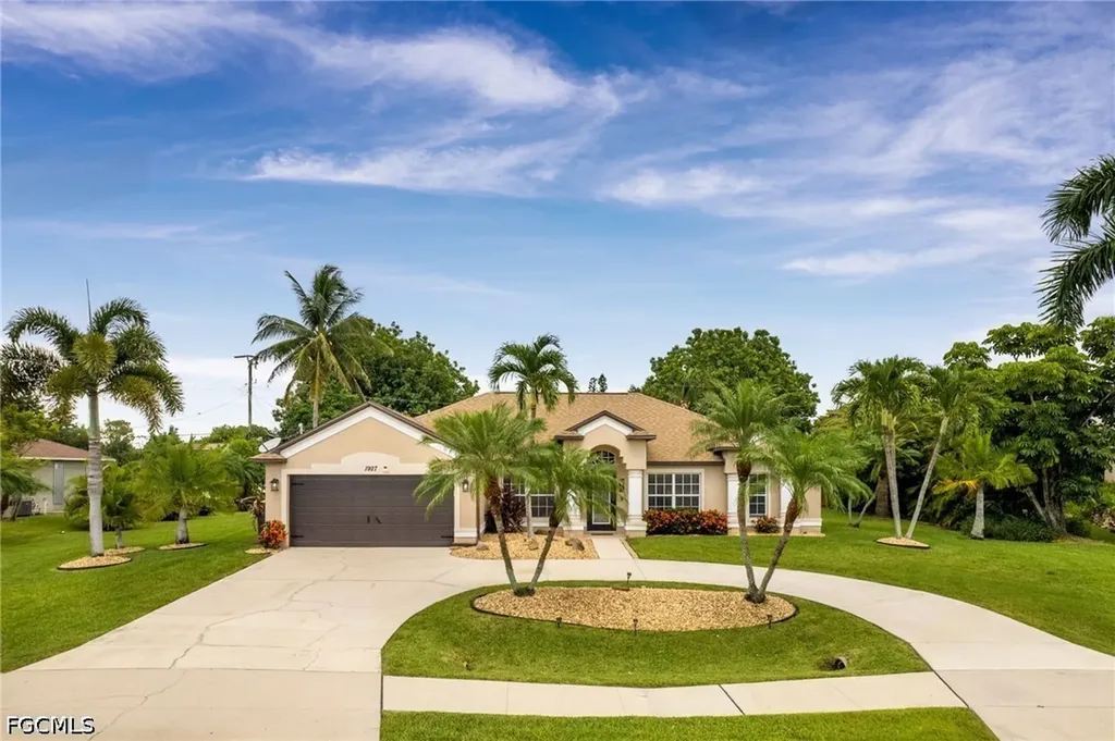 1927 Savona Parkway W Cape Coral FL 33914
