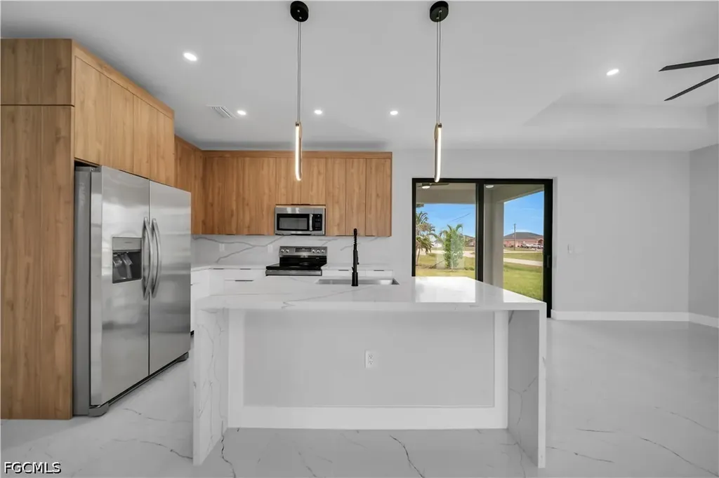 1701 NW 24th Place Cape Coral FL 33993