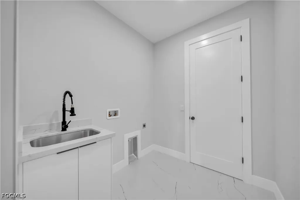 1701 NW 24th Place Cape Coral FL 33993