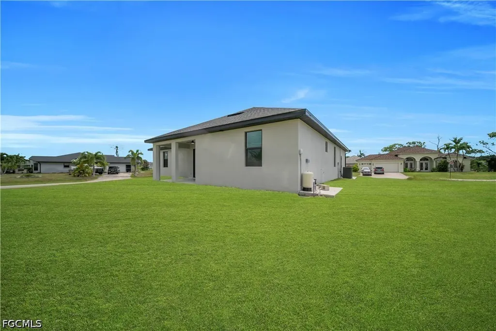 1701 NW 24th Place Cape Coral FL 33993