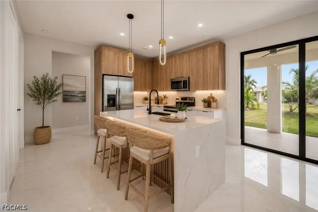 1701 NW 24th Place Cape Coral FL 33993