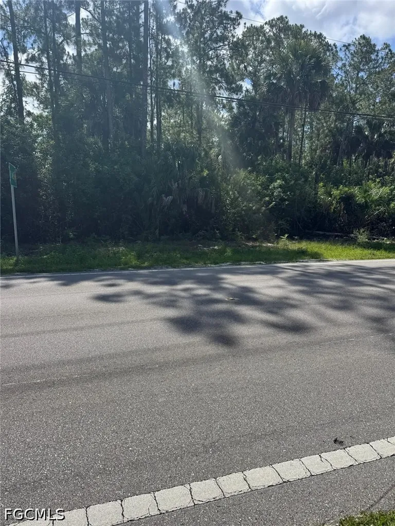 1680 Everglades Boulevard N Naples FL 34120