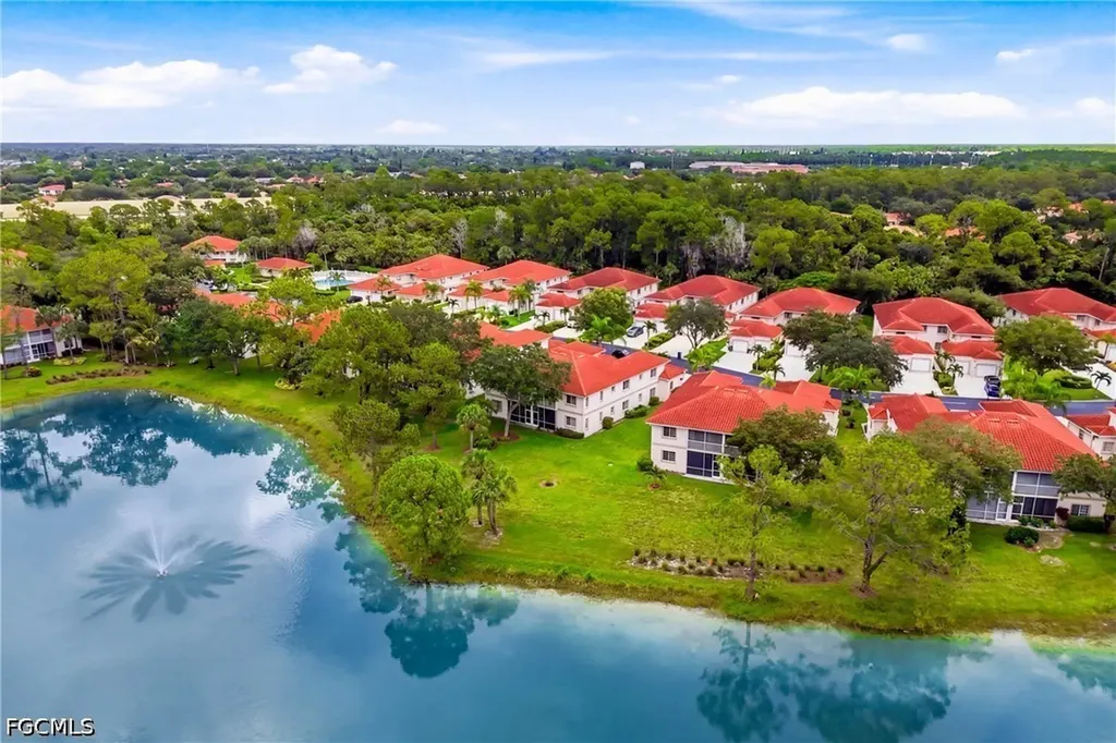 675 Luisa Lane Naples FL 34104