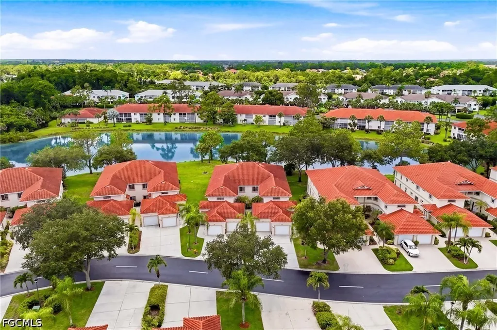 675 Luisa Lane Naples FL 34104
