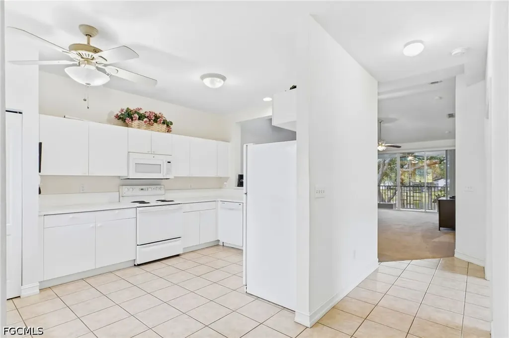 675 Luisa Lane Naples FL 34104