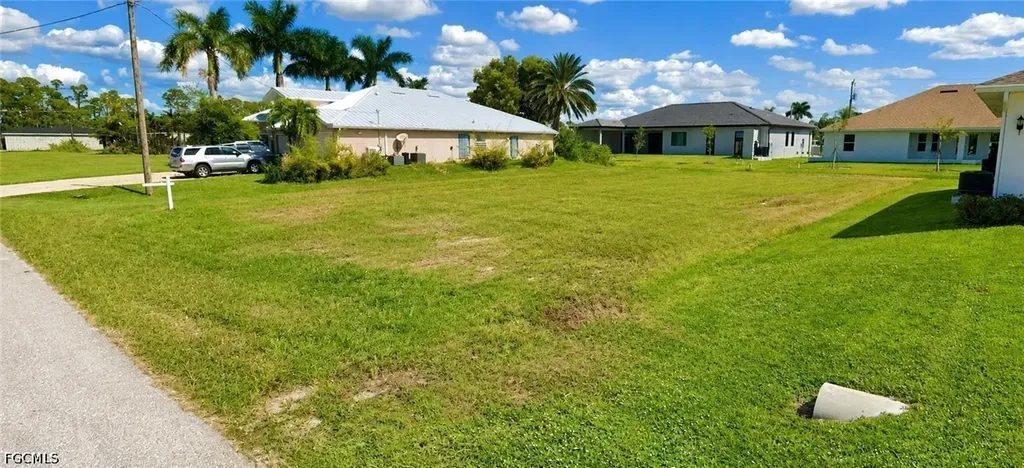 2333 NW 36th Avenue Cape Coral FL 33993