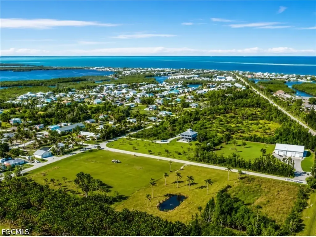 7655 Barrancas Avenue Bokeelia FL 33922