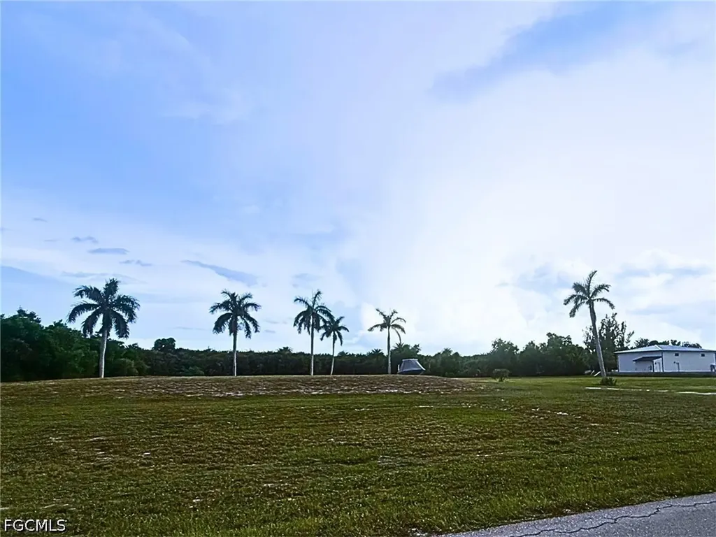 7655 Barrancas Avenue Bokeelia FL 33922