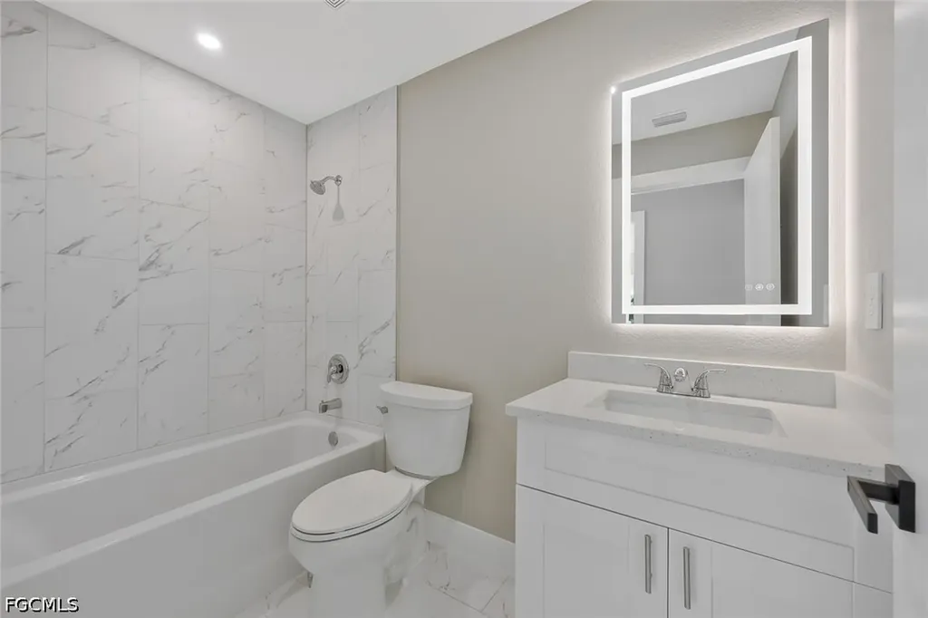1801 NE 27th Street Cape Coral FL 33909