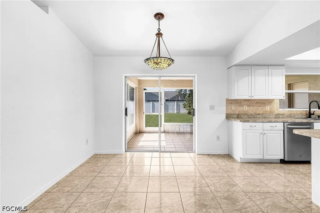 116 SW 28th Terrace Cape Coral FL 33914