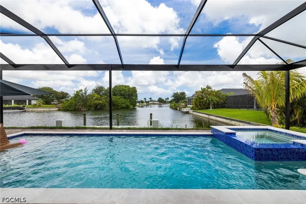 1210 SW Santa Barbara Place Cape Coral FL 33991