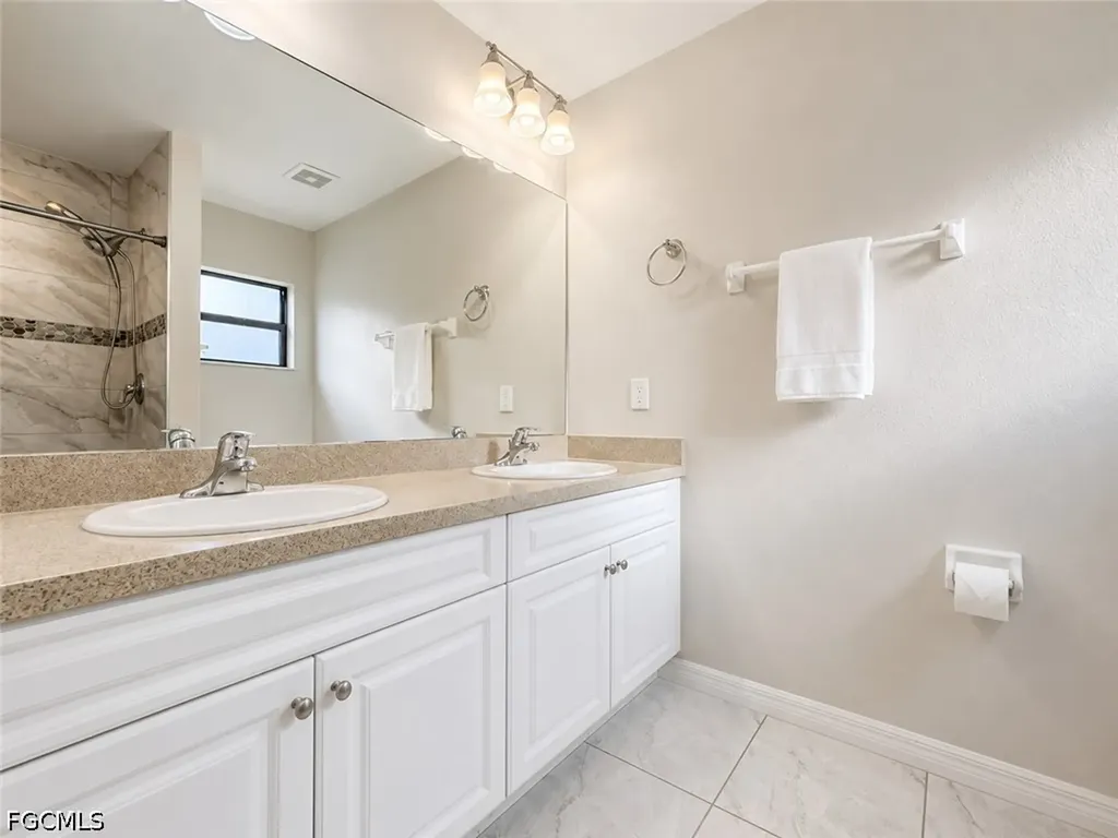 440 NW 1st Terrace Cape Coral FL 33993