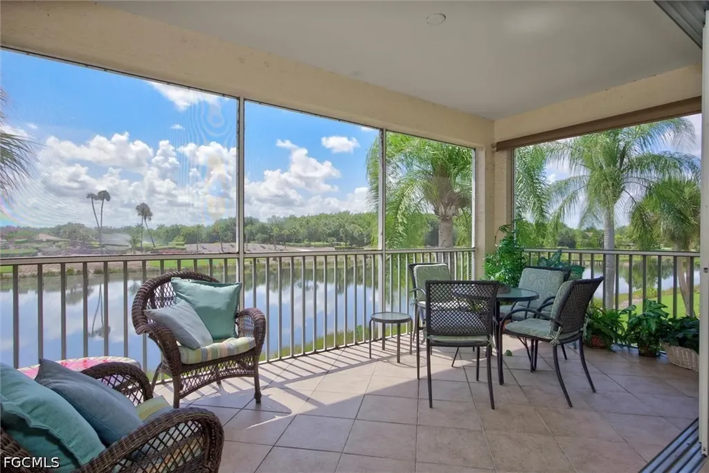 3080 Meandering Way Fort Myers FL 33905