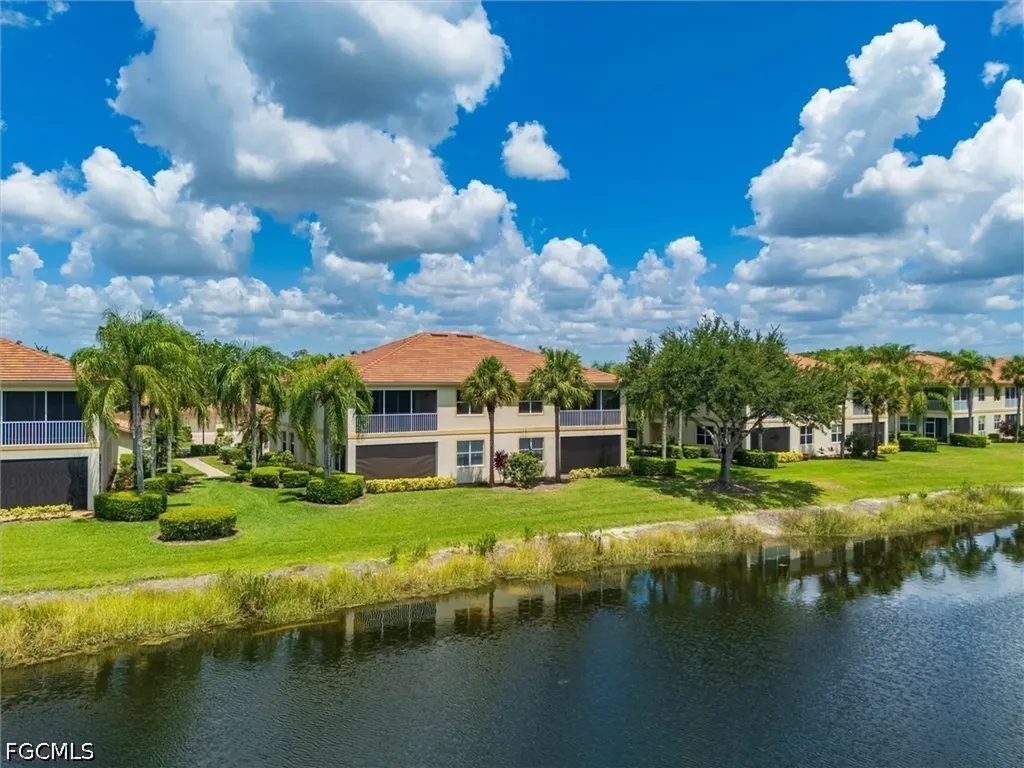 3080 Meandering Way Fort Myers FL 33905
