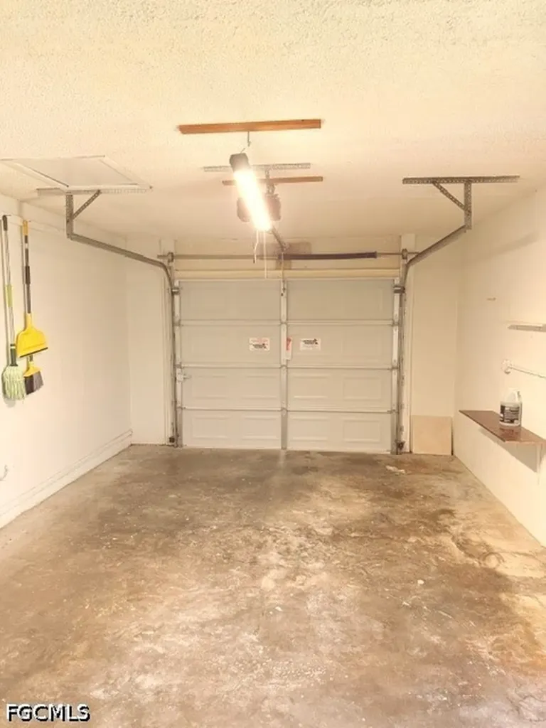 1211 SE 35th Street Cape Coral FL 33904