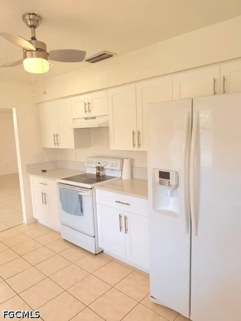1211 SE 35th Street Cape Coral FL 33904