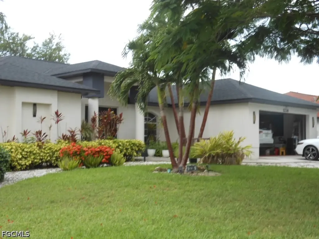 Cape Coral FL, 1236 Everest Parkway