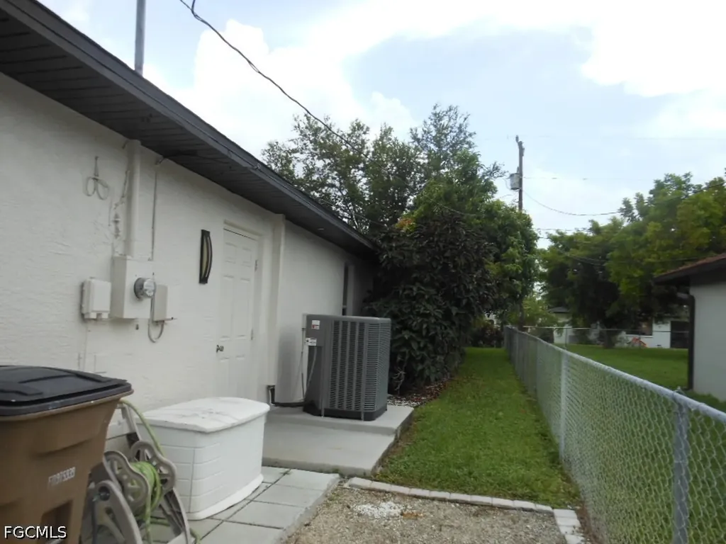 1236 Everest Parkway Cape Coral FL 33904