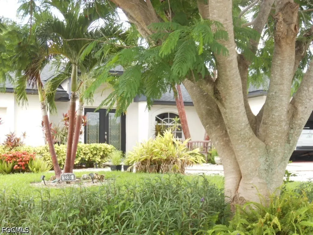 1236 Everest Parkway Cape Coral FL 33904