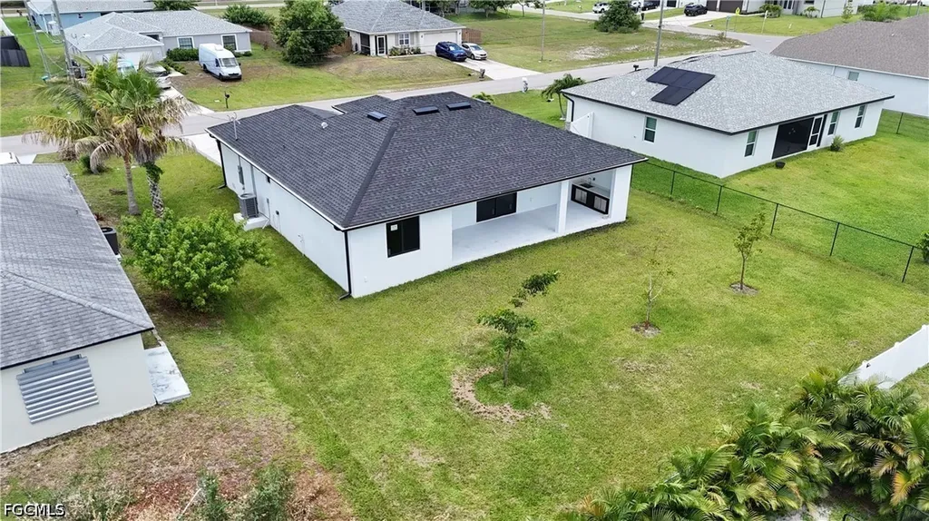 2827 SW 2nd Lane Cape Coral FL 33991