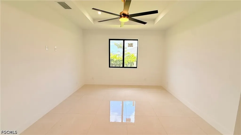 2827 SW 2nd Lane Cape Coral FL 33991