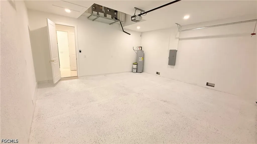 2827 SW 2nd Lane Cape Coral FL 33991