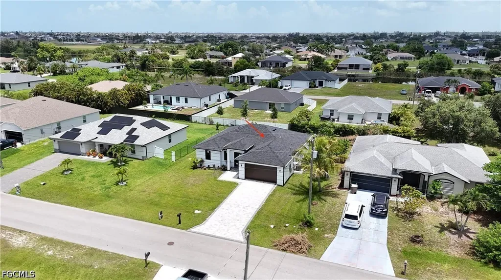 2827 SW 2nd Lane Cape Coral FL 33991