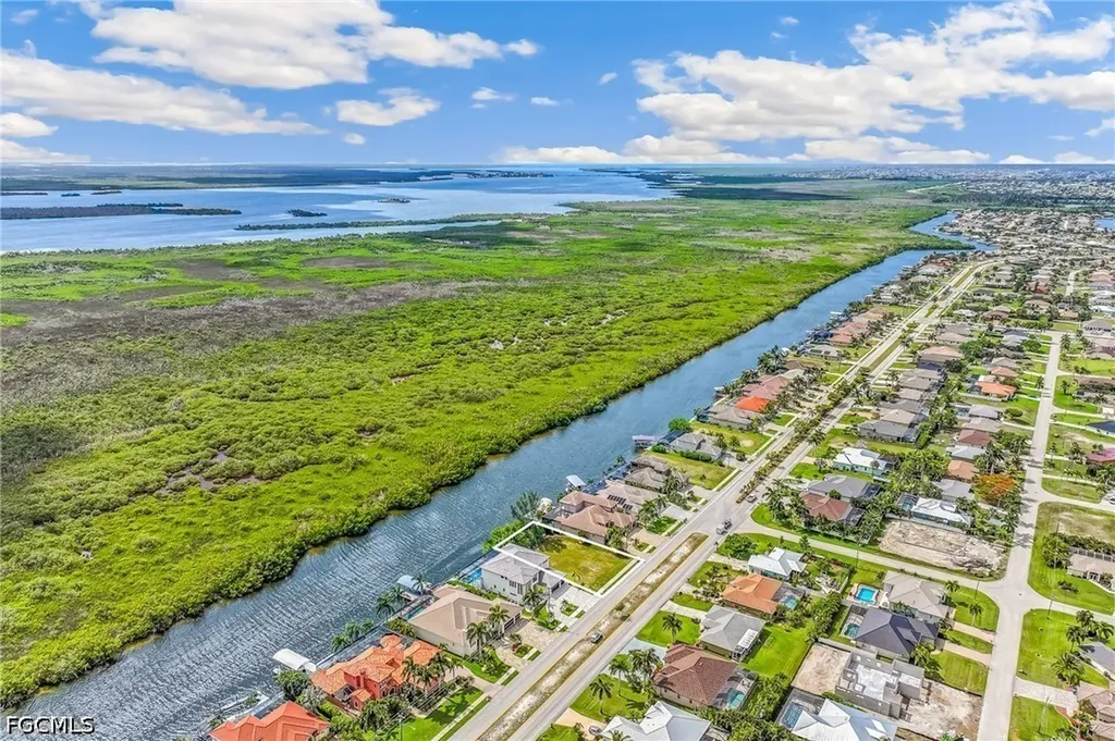 3508 Surfside Boulevard Cape Coral FL 33914