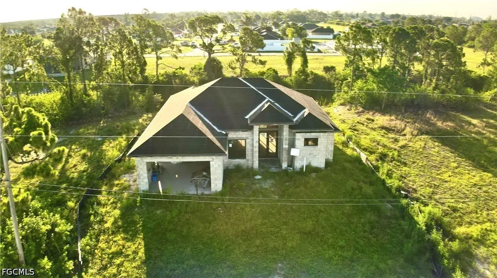 2713 NW 18th Avenue Cape Coral FL 33993