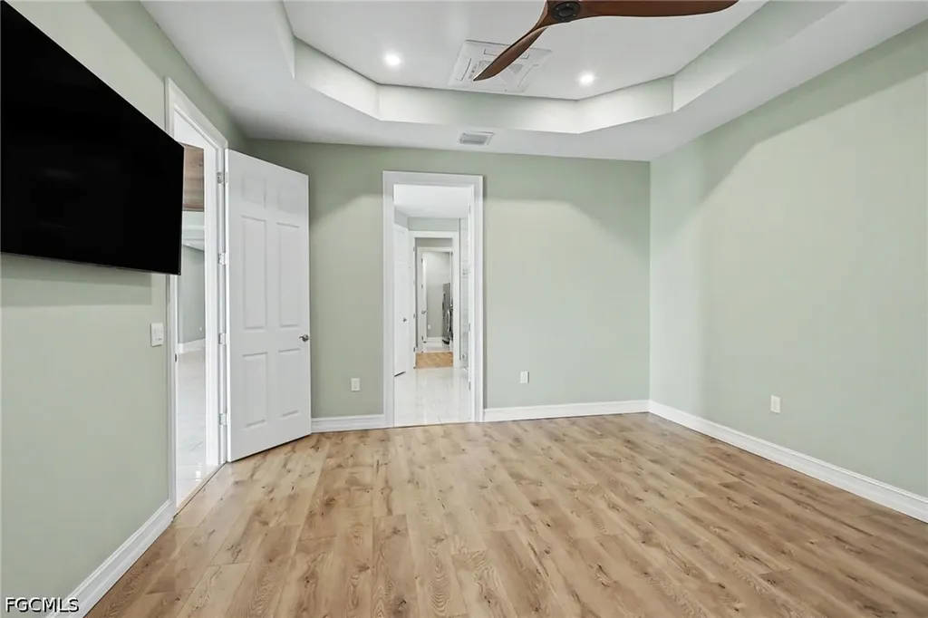 355 Spring Hill Lake Loop Cape Coral FL 33993