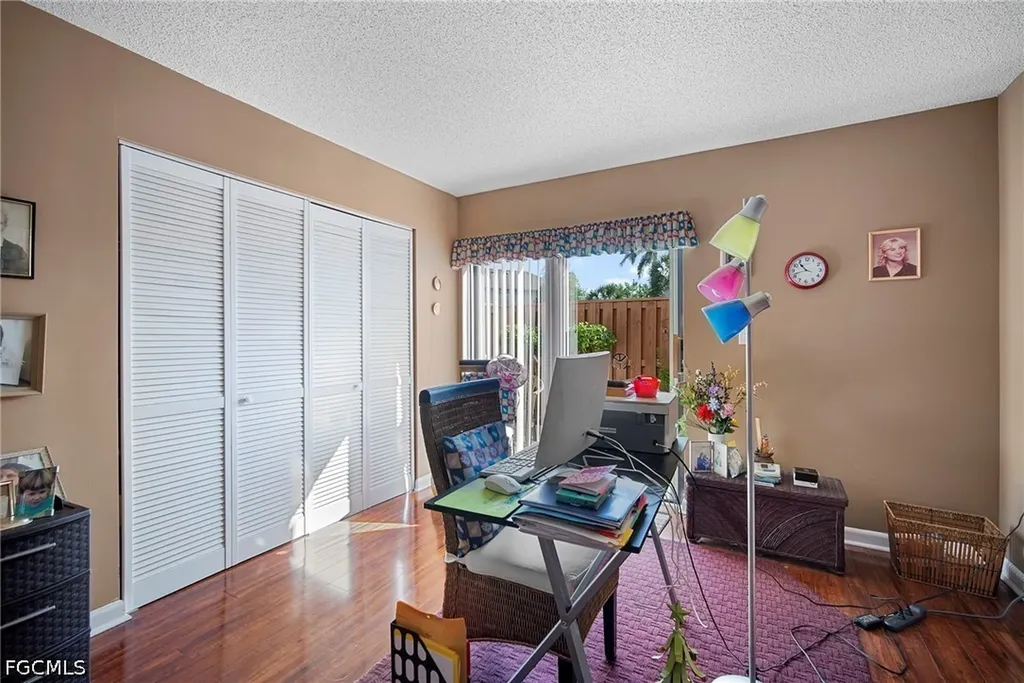 5272 Cedarbend Drive Fort Myers FL 33919