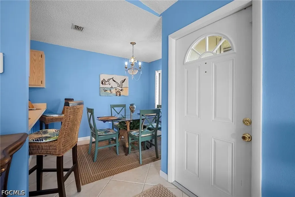5272 Cedarbend Drive Fort Myers FL 33919