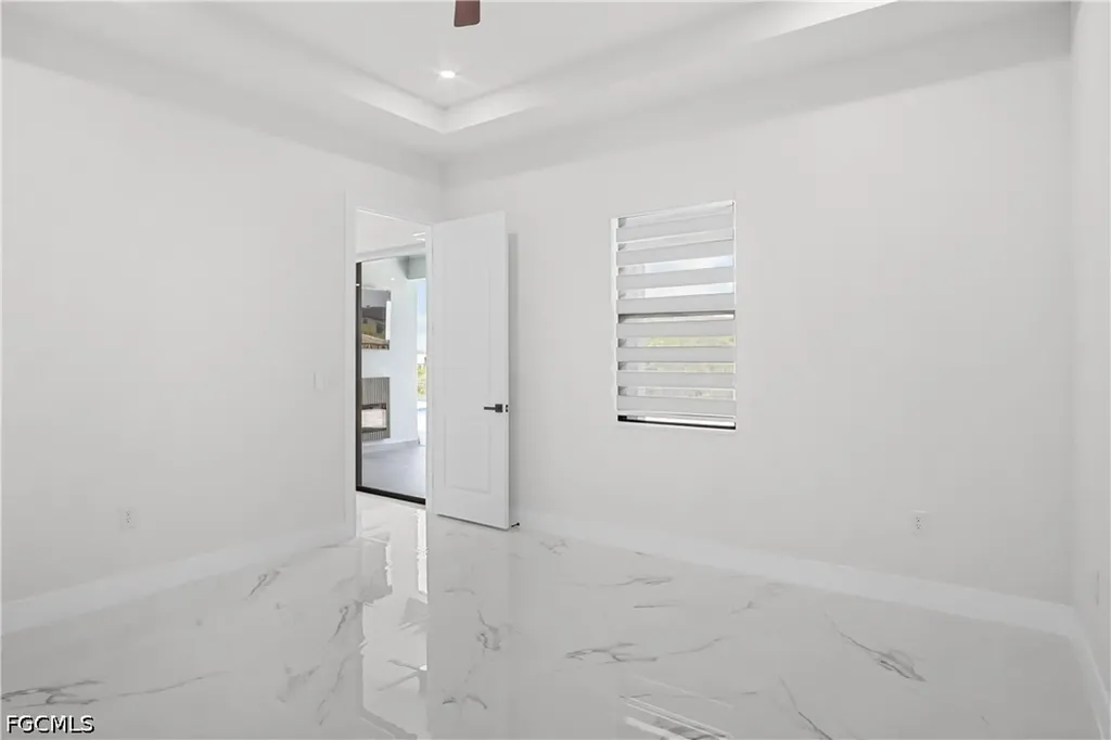 467 NE 5th Avenue Cape Coral FL 33909