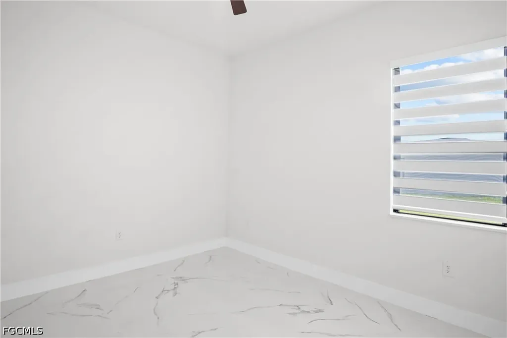 467 NE 5th Avenue Cape Coral FL 33909