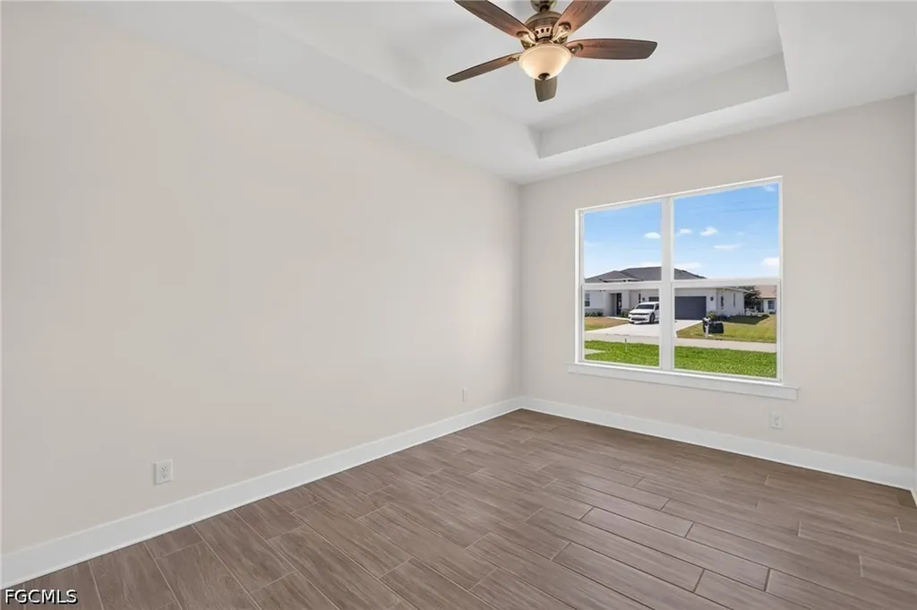 613 SW 13th Street Cape Coral FL 33991