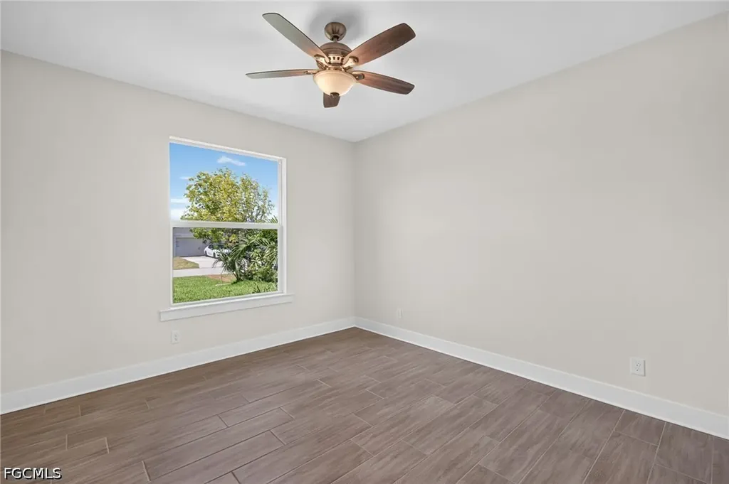 613 SW 13th Street Cape Coral FL 33991