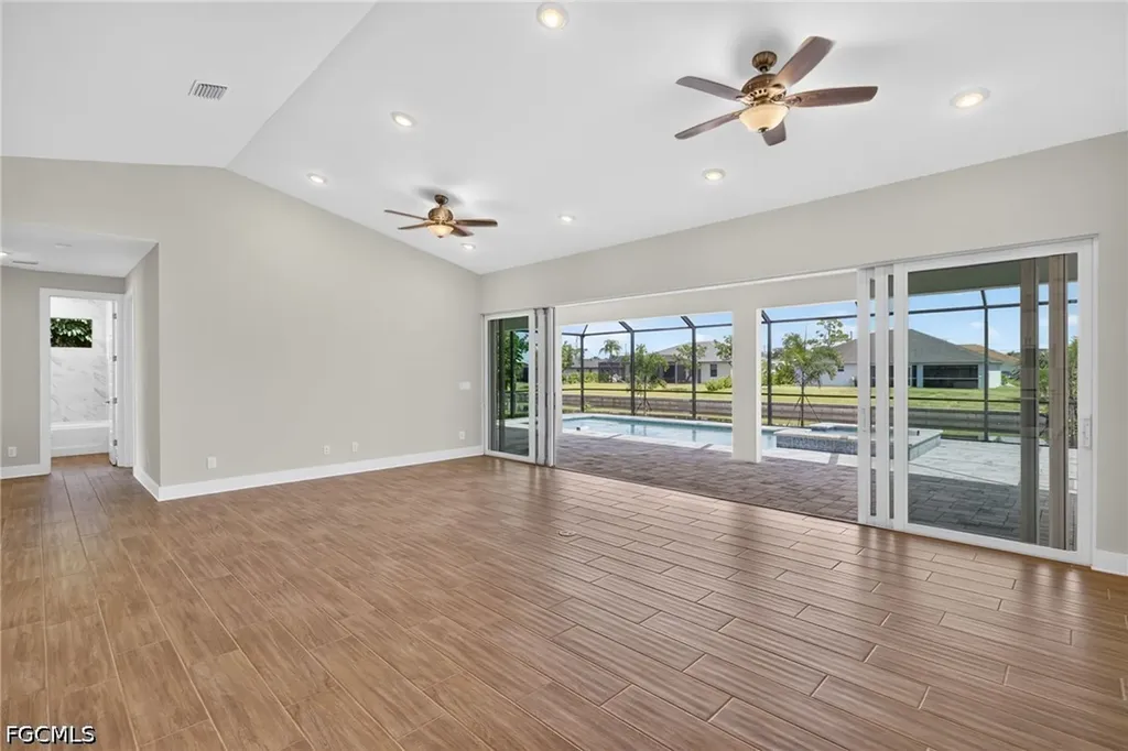 613 SW 13th Street Cape Coral FL 33991
