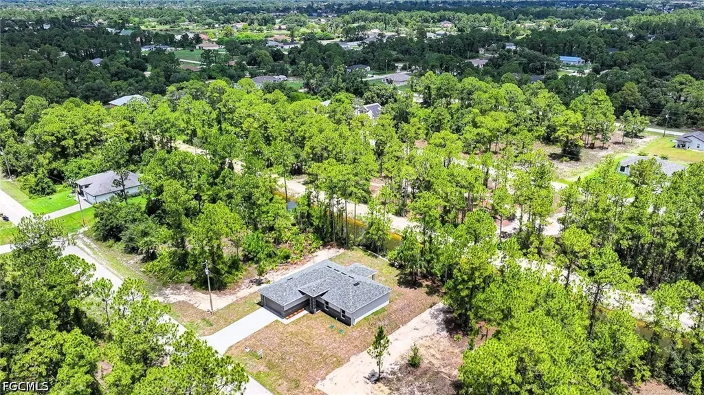 923 Binkley Street E Lehigh Acres FL 33974
